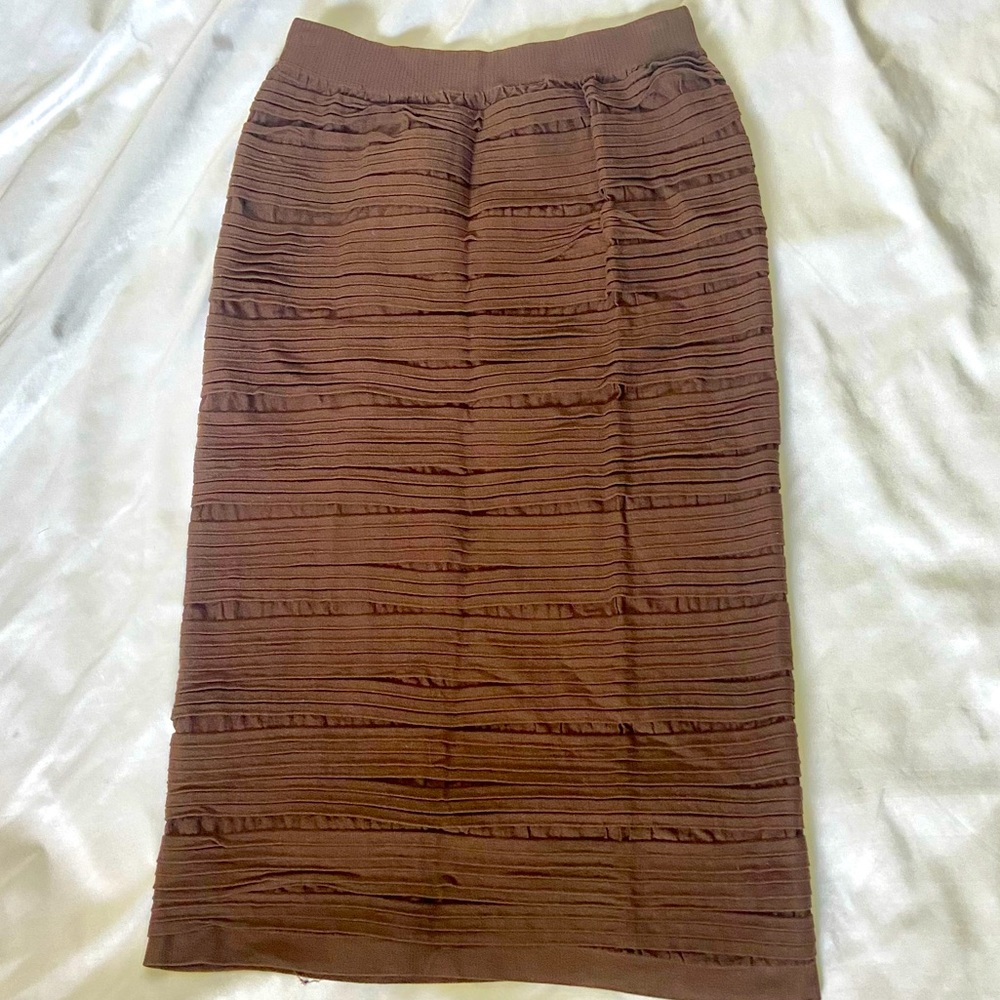 Trinity Tribe brown stretchable midi skirt
